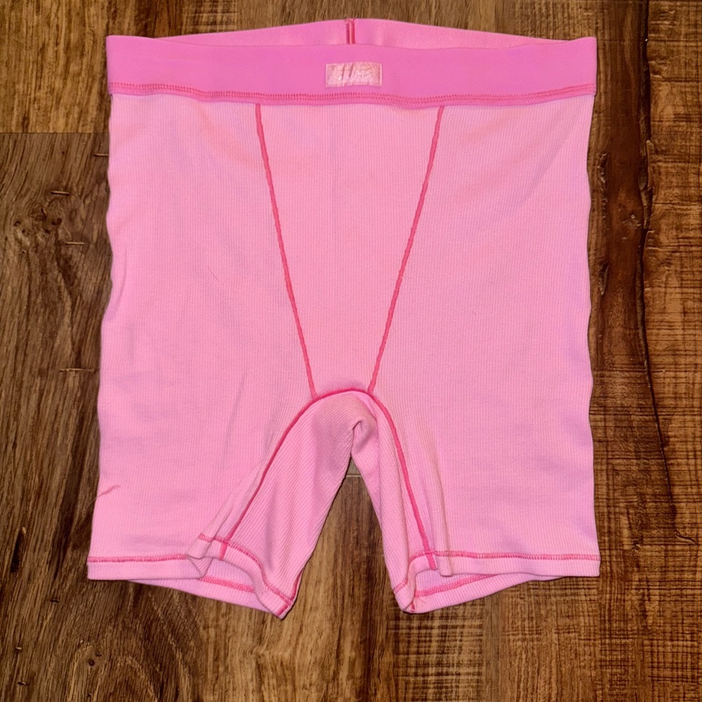 Skims Cotton Rib Boxer - Bubblegum
